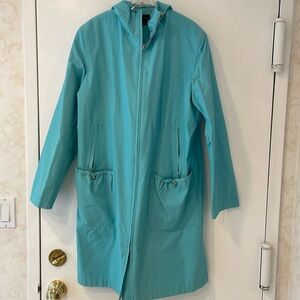 Gallery hooded raincoat size m